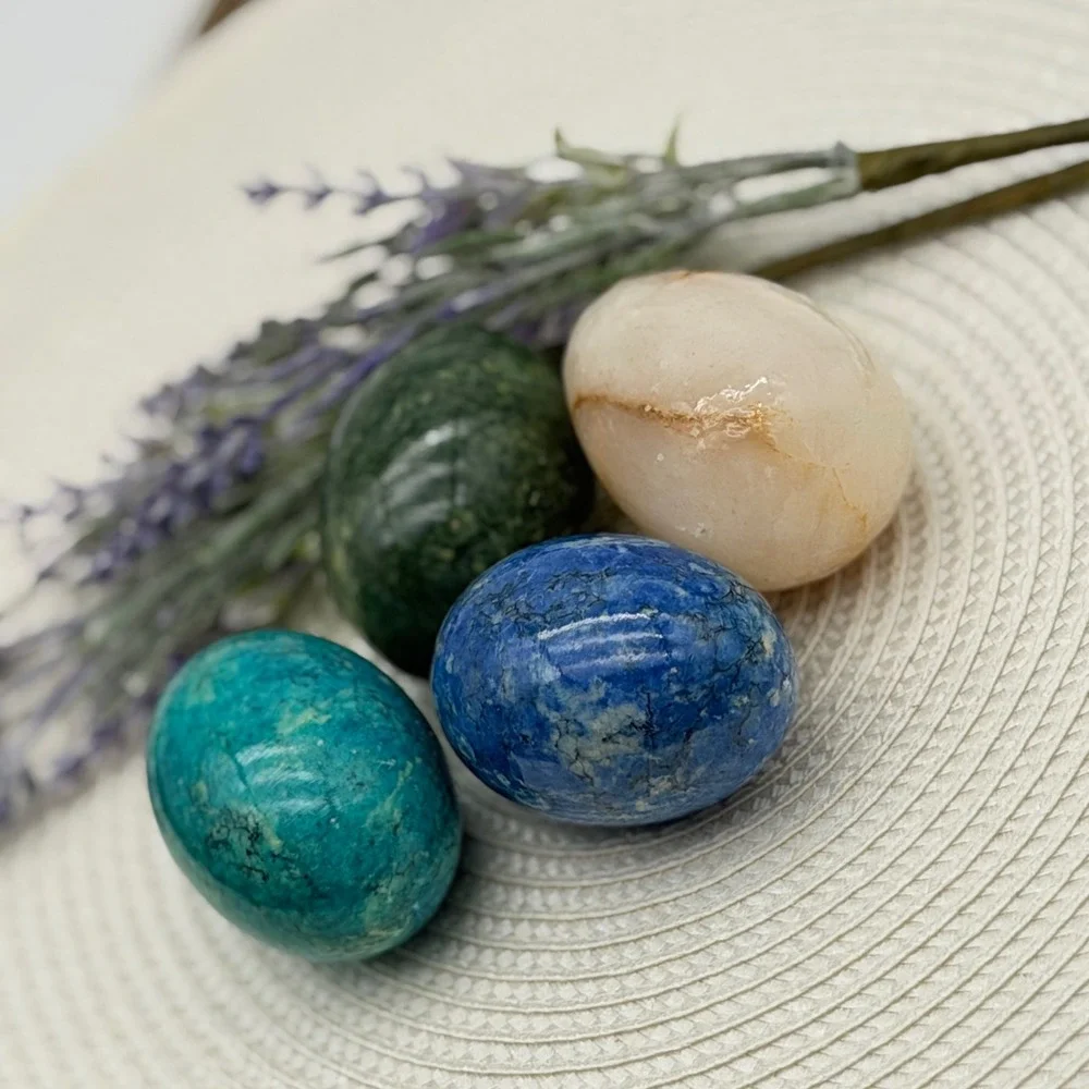Vintage Natural Polished Stone Eggs Set of 4 Lapis Jade Alabaster Decorative